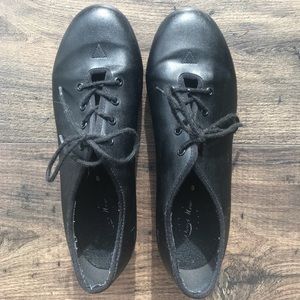 Girls Bloch tap shoes